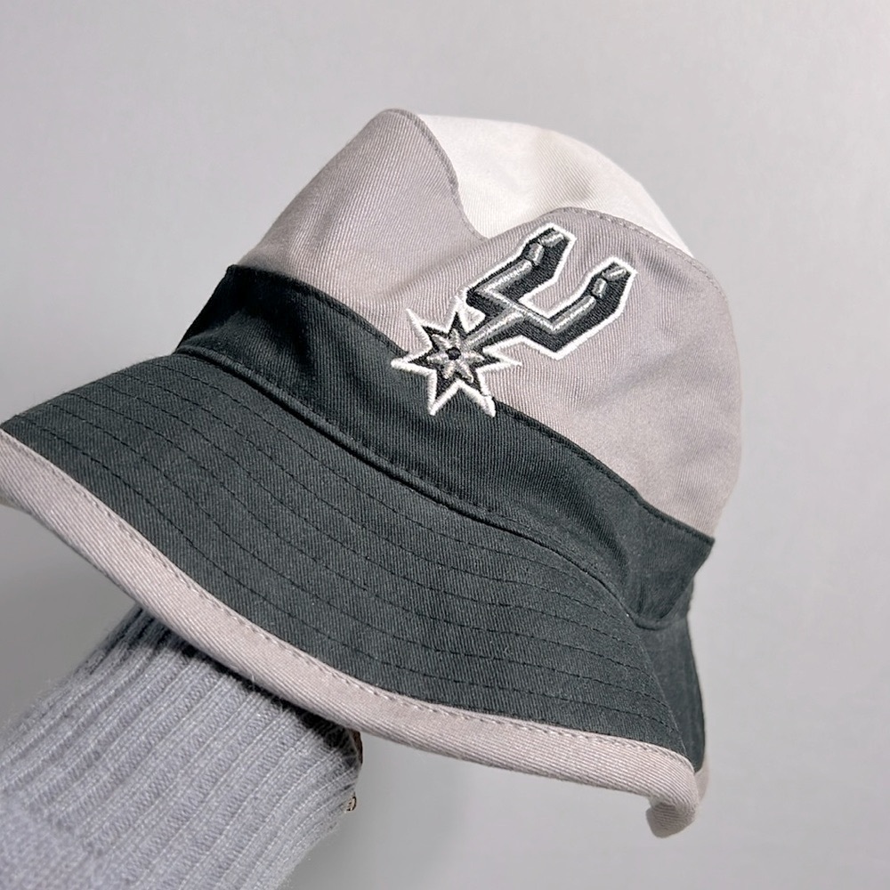Mitchell & Ness San Antonio Spurs Bucket Hat size L/XL NWOT - Picture 4 of 9